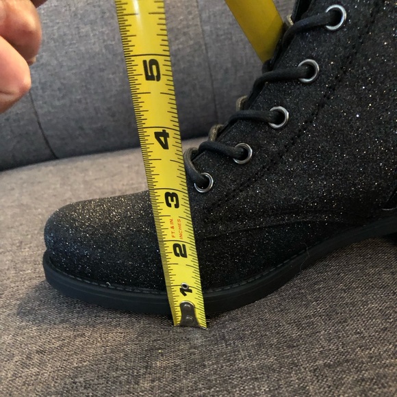 NIB G by Guess Black Sparkly Texture Boots 10 - Picture 11 of 11